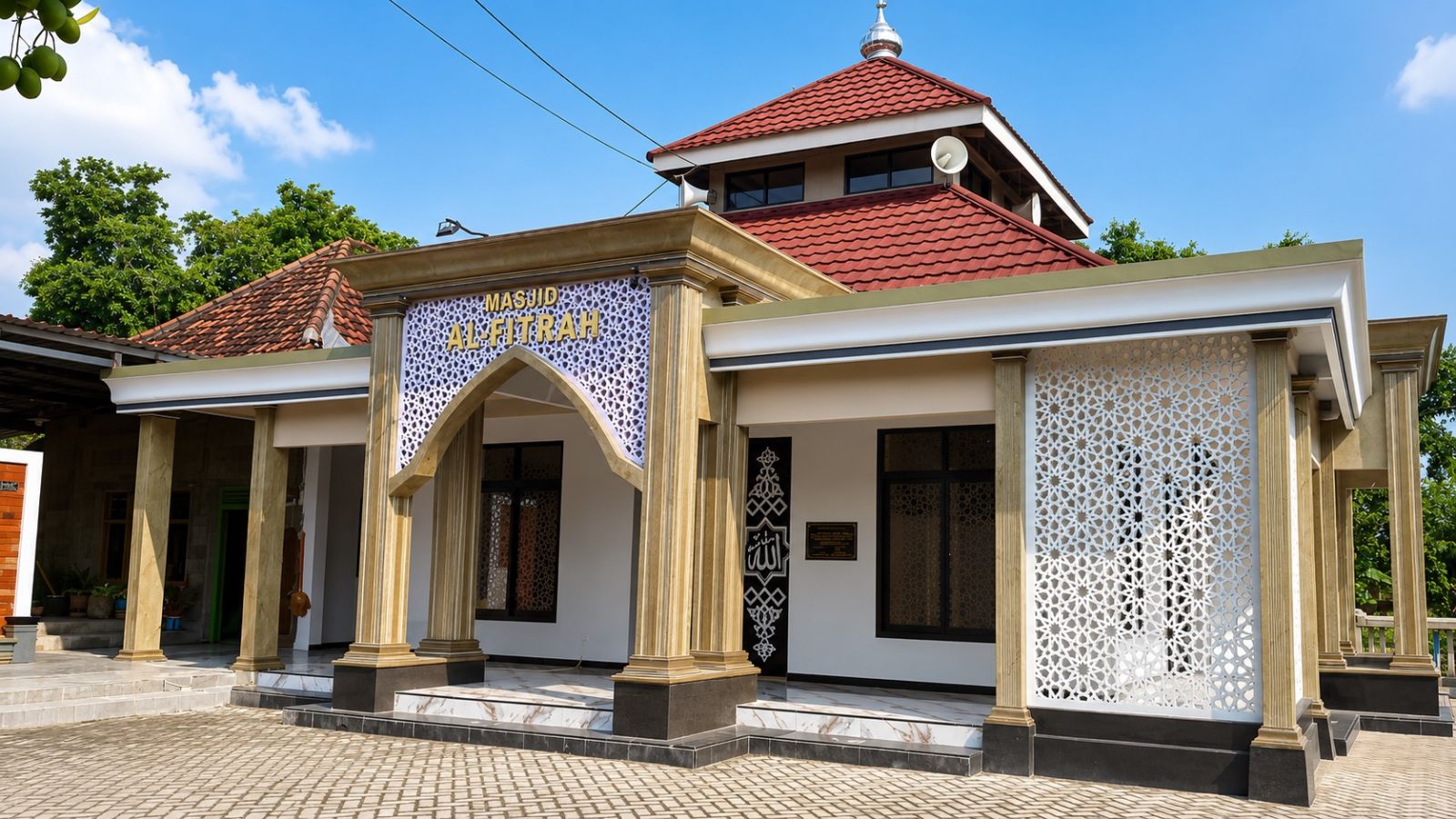 Mushola Hidayatus Salam: Tempat Beribadah yang Menyatu dengan Kehidupan Warga Cilacap